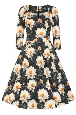 Farah Floral Swing Dress In Extended Sizing